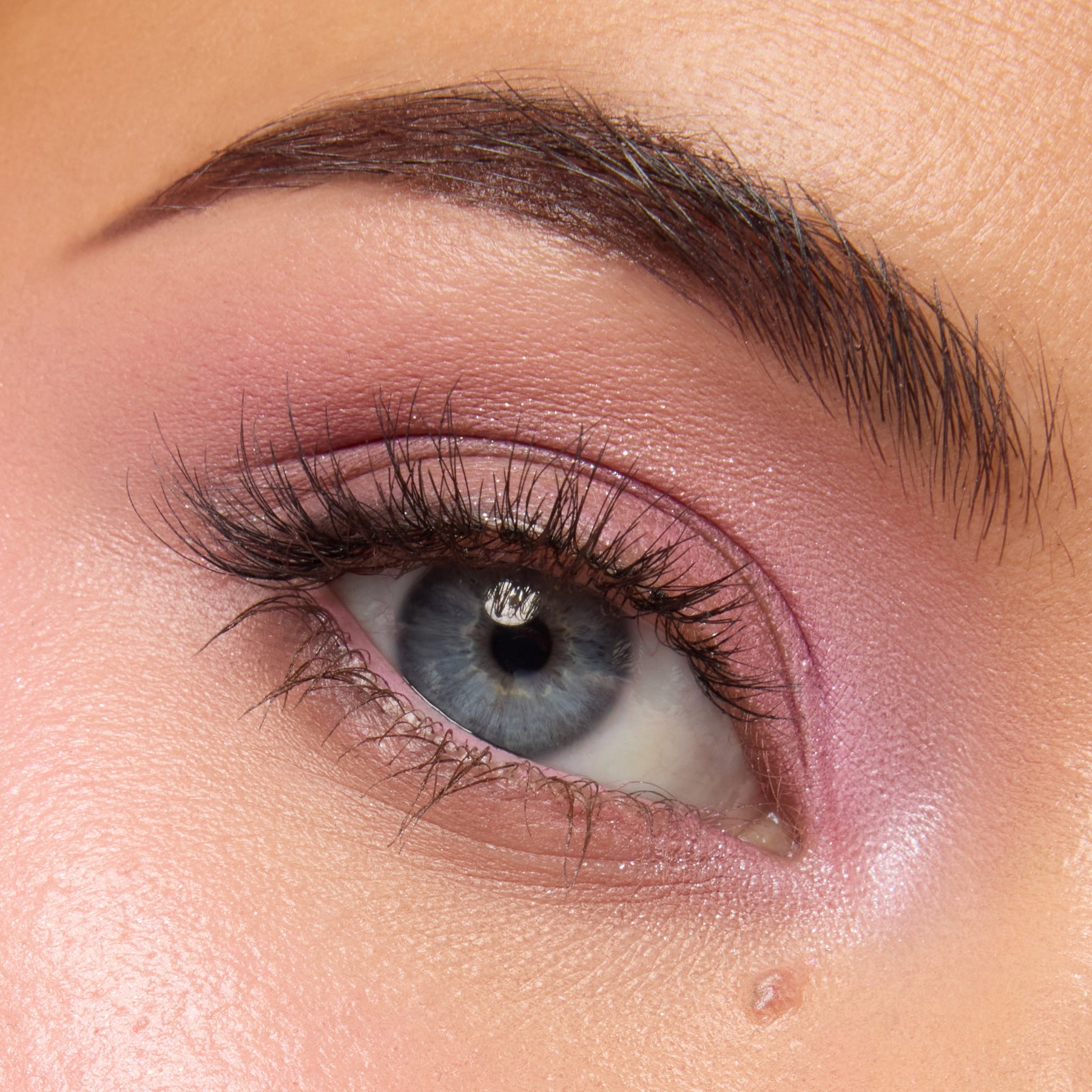 Pink Dreams - Prismatic Iconic Eye Routine