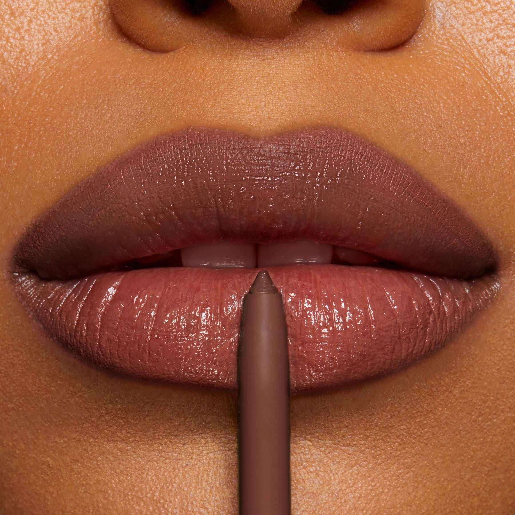 Slay - Plush Coordinated Liner Trace