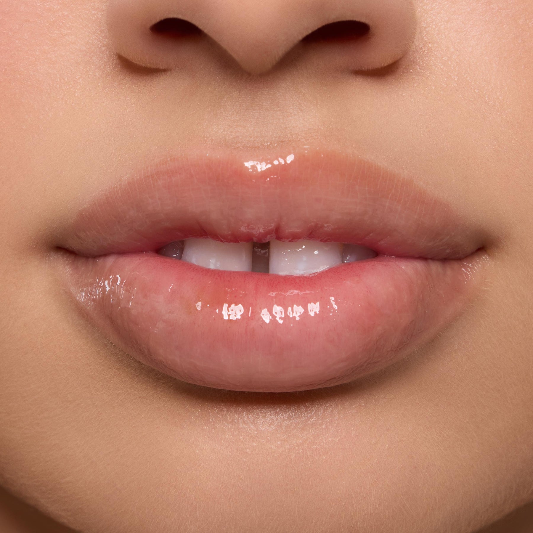 Pistachio Gelato - Smooth Romantic Lip Routine