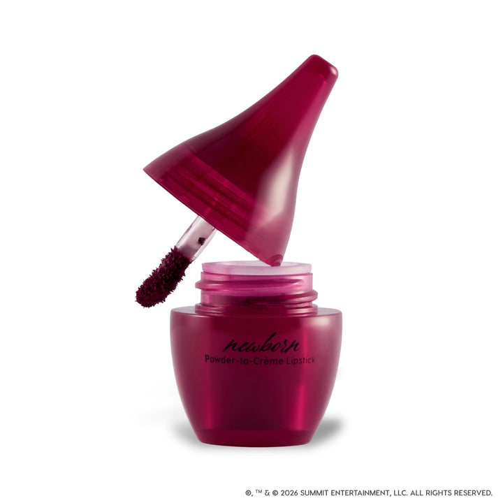 Newborn - Playful Artistic Lip Detail