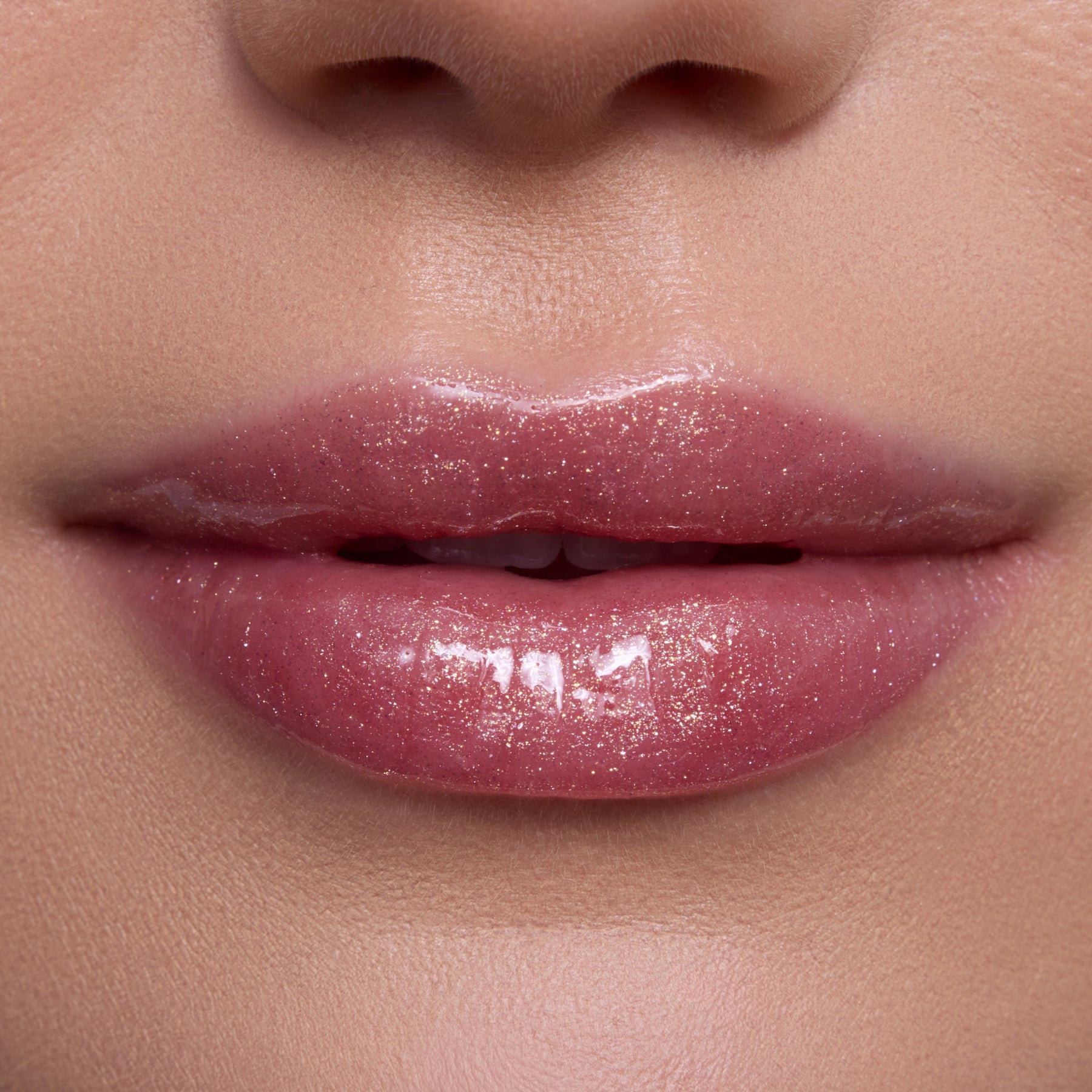 Mademoiselle Belle - Satin Deluxe Lip Edit