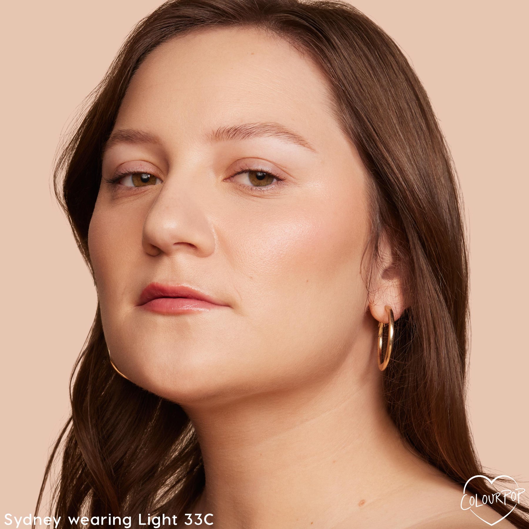 Light 33 C - Shimmering Playful Complexion Pairing