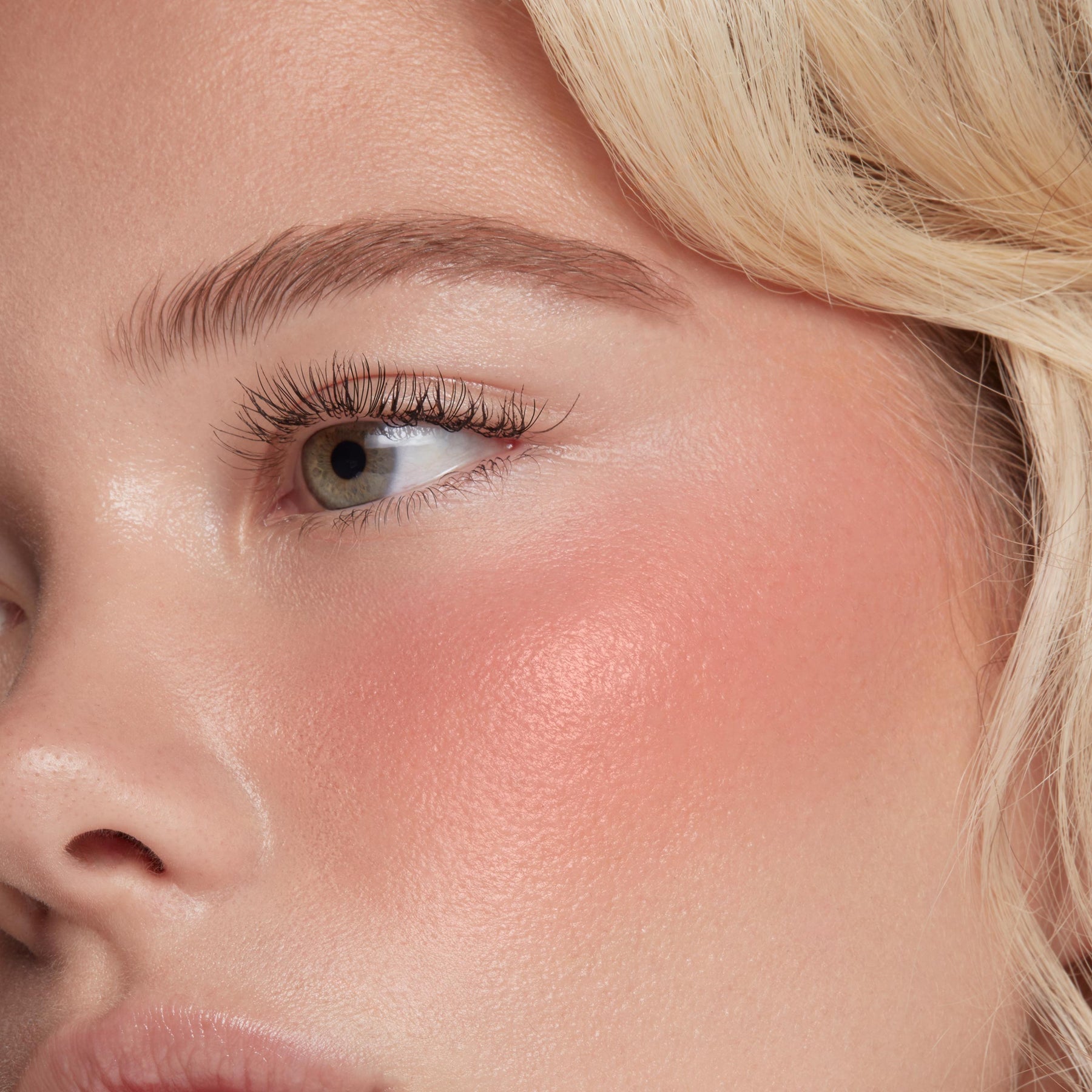 Super Shy - Modern Premium Cheek Glow